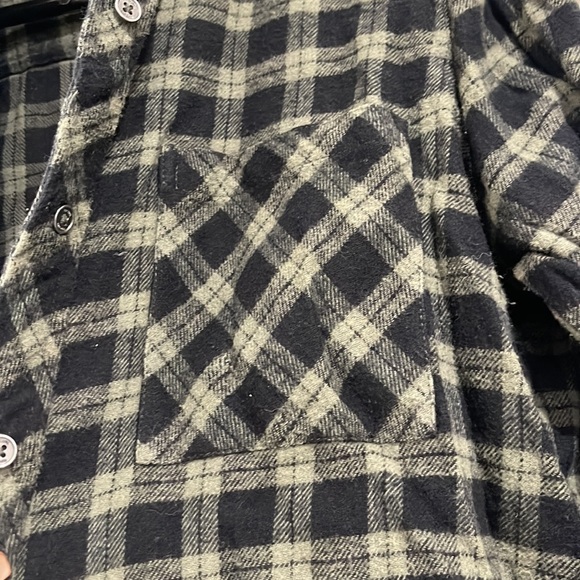 Flannel - Picture 2 of 4
